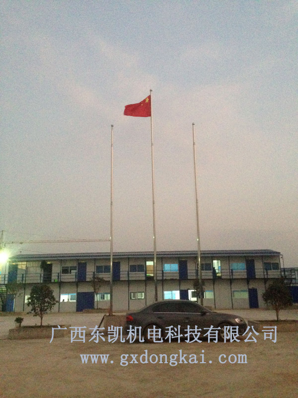 中泰集團(tuán)項(xiàng)目分節(jié)旗桿-2