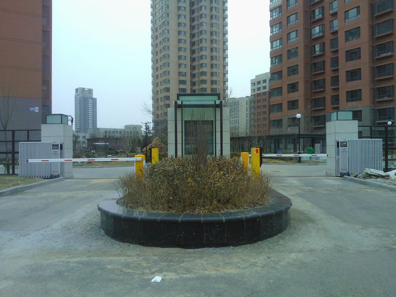 小區(qū)停車收費(fèi)系統(tǒng)-1