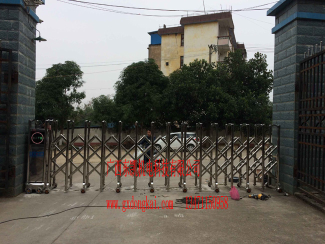 龍州縣公安局不銹鋼電動門-2